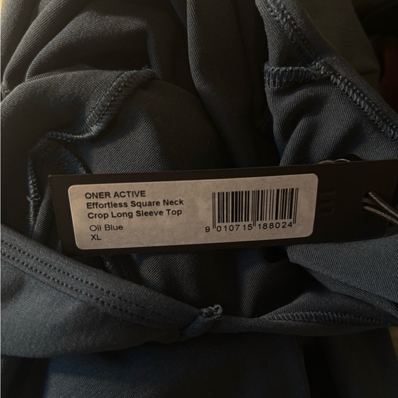 NWT Oner Active Effortless Square Neck Crop Long Sleeve Top Oil Blue - Picture 6 of 6